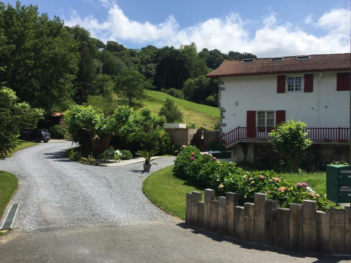 Location Eyheraldia - Votre T3 Au Coeur Du Pays Basque Hasparren Exterior foto